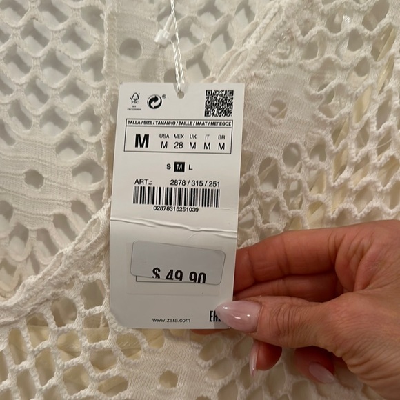 Zara Cream Bishop Sleeve V-Neck Gown - Picture 2 of 3